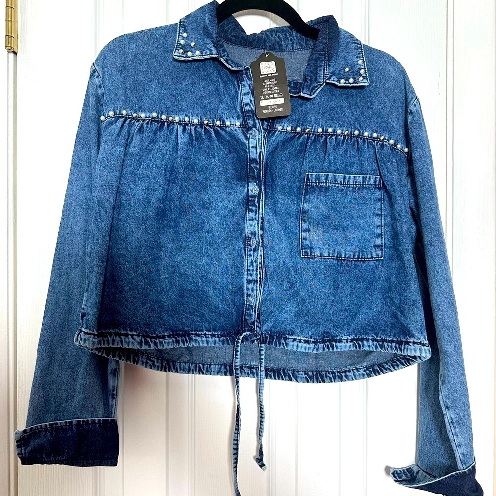 Blue Jean Button Down Shirt with Collared Neckline and Ruffled Detail